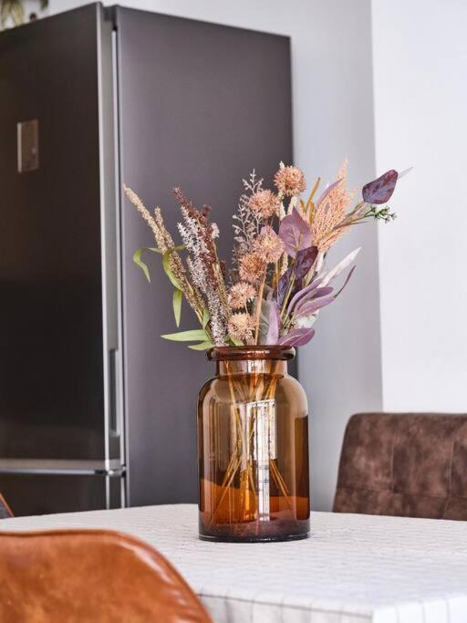 Hugo By The Harbor, Light-Filled And Centrally Located Apartment - Free Parking Ostende Extérieur photo